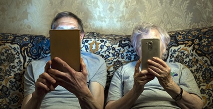 Posláním organizace Právě Teď! o.p.s. je snaha o změnu vnímání problematiky stáří a stárnutí. Na stránkách www.pravetedops.cz se podívejte na online program aktivit na listopad.