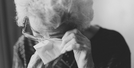 Osamělost seniorů a seniorek se může přeměnit v depresi