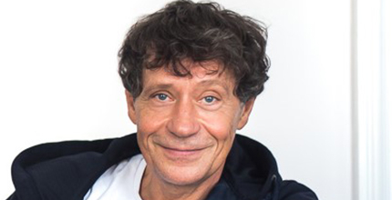 Listopadové tipy Pavla Kříže nabízí aktivity, které v současné době můžeme zažívat v teple našich domovů