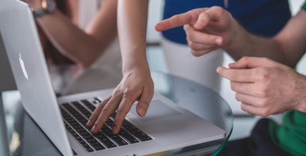 Pozor na snadno prolomitelná hesla k účtům. I méně důvtipní hackeři vám mohou ukrást peníze