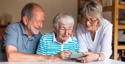 Jak hovořit s rodiči o stárnutí – 5 tipů na zahájení a průběh konverzace  