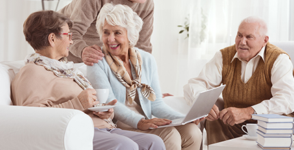 Jste senior a jste z Prahy? Podívejte se na portál hlavního města Prahy, naleznete tam různé akce městských částí věnované právě seniorům.