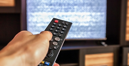 Nový typ televizního vysílání DVB-T2: Jak se na něj připravit? Kdy a proč k němu dojde? Je nutné pořizovat nový televizor?